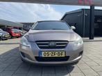 Kia Cee'd 1.6 X-tra l TREKHAAK l AIRCO l ALL-IN!, Stof, Gebruikt, 1591 cc, 4 cilinders