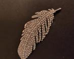 Elegante veer broche met strass, Sieraden, Tassen en Uiterlijk, Broches, Overige materialen, 4 tot 7 cm, Ophalen of Verzenden