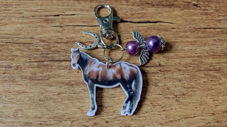 ACTIE -20% Sleutelhanger paarden pony met geluksengeltje, Hobby en Vrije tijd, Overige Hobby en Vrije tijd, Nieuw, Verzenden