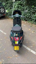 Vespa sprint racing sixties FULL OPTION, Fietsen en Brommers, Scooters | Vespa, Ophalen, Maximaal 45 km/u, Vespa S, 49 cc