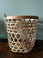 Opengewerkte bamboemand met handvat, Overige materialen, Mand, Rond, Ophalen of Verzenden