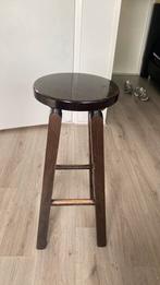 Houten barkruk, Ophalen