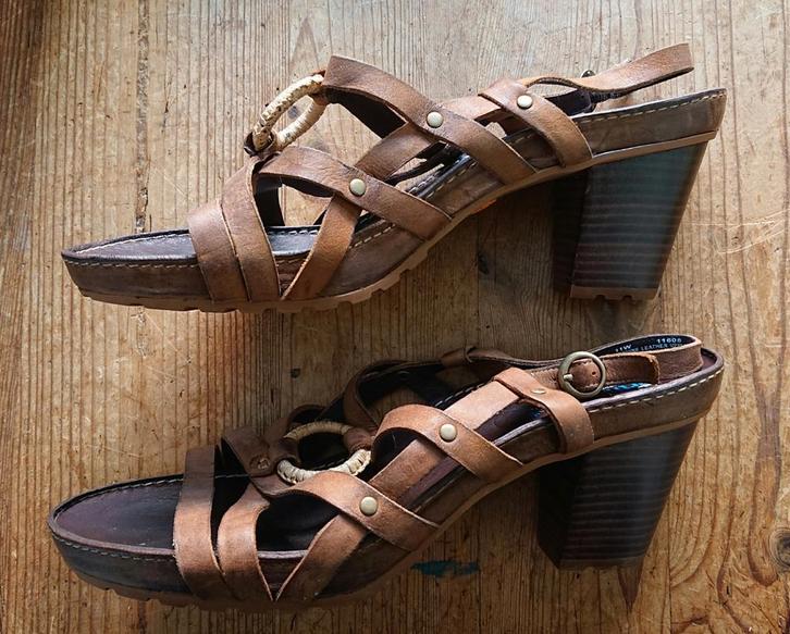 Zgan Earthkeepers sandalen mt 42, Kleding | Dames, Schoenen, Zo goed als nieuw, Sandalen of Muiltjes, Bruin, Ophalen of Verzenden