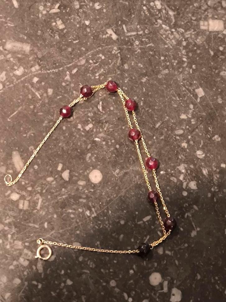 Gouden armband 18 karaat/granaat, Sieraden, Tassen en Uiterlijk, Armbanden, Zo goed als nieuw, Goud, Goud, Met edelsteen, Ophalen of Verzenden