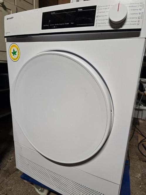Zeer jonge Sharp condensdroger 7kg nieuwprijs € 399,-, Witgoed en Apparatuur, Wasdrogers, Zo goed als nieuw, Condens, Voorlader