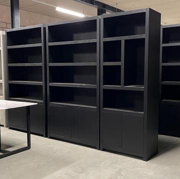 vakkenkast 80x220cm hotel chique zwart eiken fineer beschikbaar voor biedingen