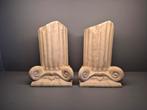 2 tempel pilaren/ Boekensteunen, Huis en Inrichting, Woonaccessoires | Zuilen en Pilaren, Ophalen of Verzenden