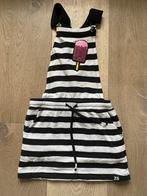 Zwart / wit gestreepte jurk / overgooier Z8 maat 116/122, Kinderen en Baby's, Kinderkleding | Maat 116, Ophalen of Verzenden, Zo goed als nieuw