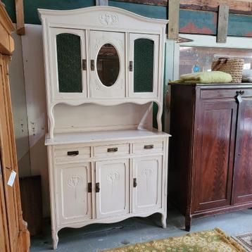 Brocante vintage oude buffetkast servieskast keukenkast beschikbaar voor biedingen