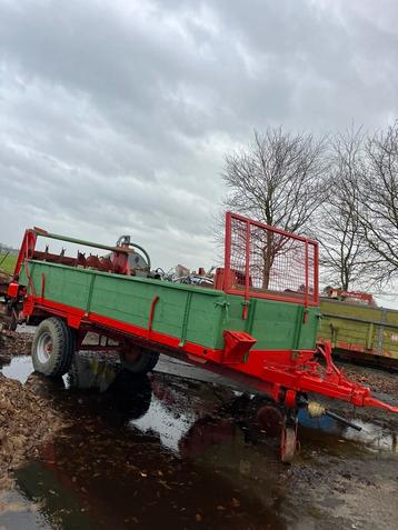 Tebbe 5 tons Meststrooier  beschikbaar voor biedingen