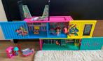 Lol surprise (game) huis + poppetjes en accessoires, Ophalen of Verzenden, Zo goed als nieuw, Poppenhuis