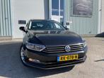 Volkswagen Passat Variant 1.6 TDI Highline (bj 2015) Panoram, Auto's, Gebruikt, 4 cilinders, Zwart, 151 €/maand