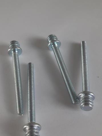 25 stuks ankerbout m4x40mm totale lengte 47 mm regenpijp beschikbaar voor biedingen