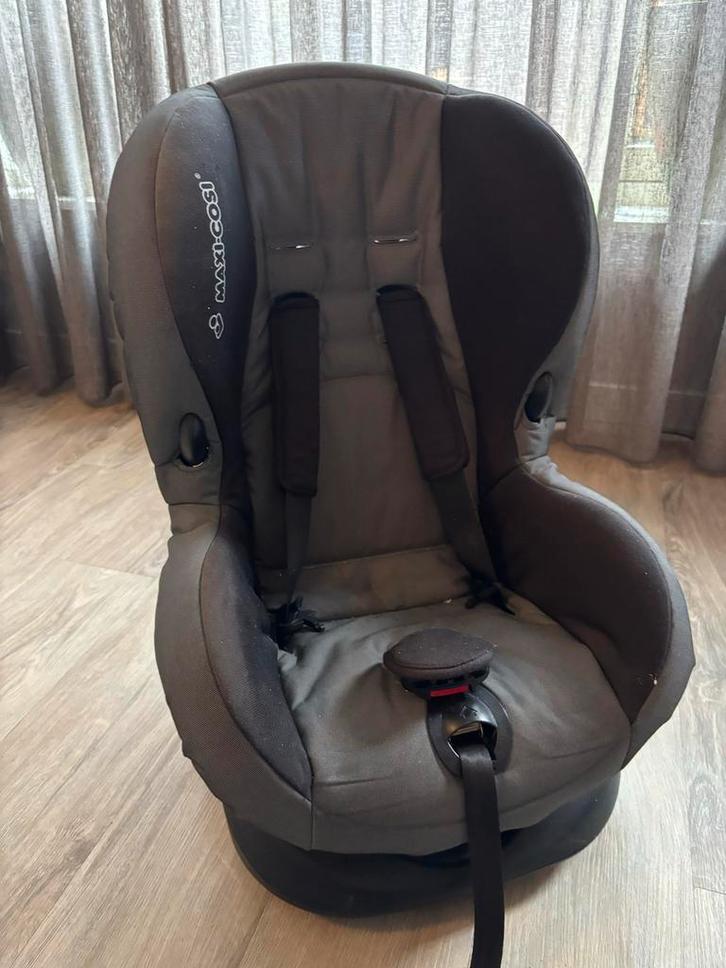Maxi-Cosi Autostoel - Veilig en Comfortabel, Kinderen en Baby's, Autostoeltjes, Gebruikt, Maxi-Cosi, 9 t/m 18 kg, Autogordel, Slaapstand