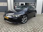 Volkswagen Golf 1.5 eTSI R-Line Carplay Trekhaak Cruise Sfee, 65 €/maand, 4 cilinders, 150 pk, Zwart