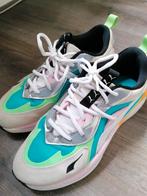 Sneakers Puma 41 dames weinig gedragen, Kleding | Dames, Schoenen, Ophalen of Verzenden, Zo goed als nieuw, Sneakers of Gympen