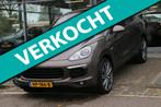 Porsche Cayenne 3.0 S E-Hybrid DEALER OND NL-AUTO PANO-DAK!, Automaat, Cayenne, Gebruikt, Euro 6