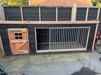 Honden buiten kennel, Dieren en Toebehoren, Hondenhokken, Ophalen, Hondenkennel, 110 cm of meer, 100 cm of meer