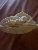 Schattig baby mutsje met knoop, Kinderen en Baby's, Babykleding | Mutsen, Sjaals en Wanten, Ophalen of Verzenden