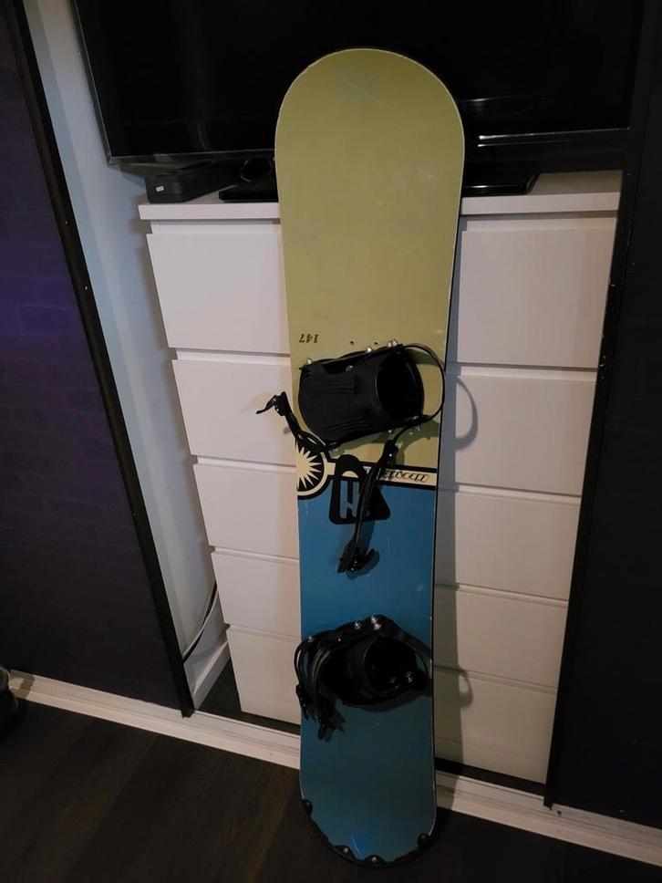 Snowboard 185cm - Perfect voor Beginners!, Sport en Fitness, Snowboarden, Gebruikt, Board, Ophalen