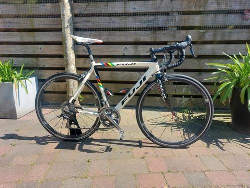 Prachtige Fuji carbon racefiets maat 52, Fietsen en Brommers, Fietsen | Racefietsen, Zo goed als nieuw, Overige merken, Meer dan 20 versnellingen