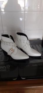 Nieuwe witte Lucky Shoes laarsjes, Nieuw, Lage of Enkellaarzen, Lucky Shoes, Ophalen of Verzenden