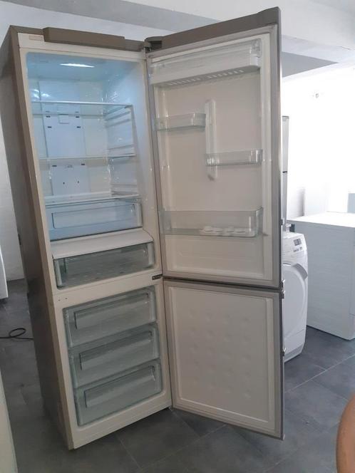 SAMSUNG KOELVRIESCOMBINATIE (No Frost), Witgoed en Apparatuur, Koelkasten en IJskasten, Gebruikt, Met aparte vriezer, 200 liter of meer