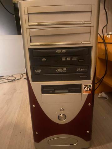 Oude Desktop PC - AMD Athlon beschikbaar voor biedingen