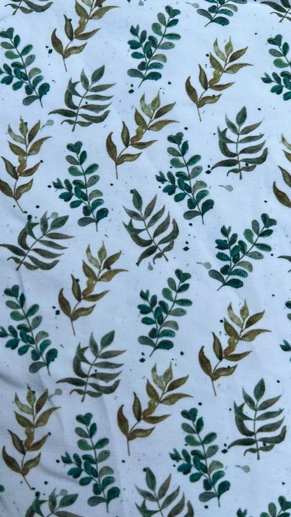 Small leaves tricot.  2 lapjes, Hobby en Vrije tijd, Stoffen en Lappen, Zo goed als nieuw, Katoen, 120 cm of meer, 30 tot 200 cm