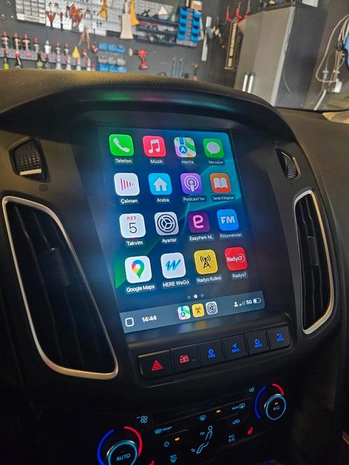 Ford focus radio (Tesla look)  2013 tm 2016 draadlozd carpla, Auto diversen, Autoradio's, Nieuw, Ophalen