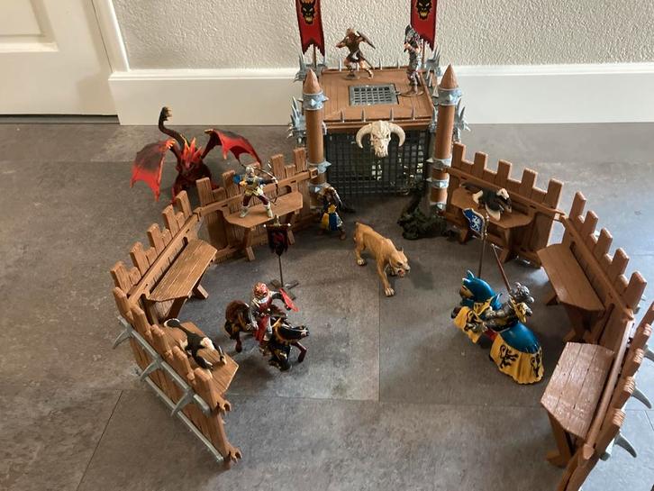 Schleich strijd arena ridders, Verzamelen, Dierenverzamelingen, Zo goed als nieuw, Beeldje of Figuurtje, Paard, Ophalen of Verzenden