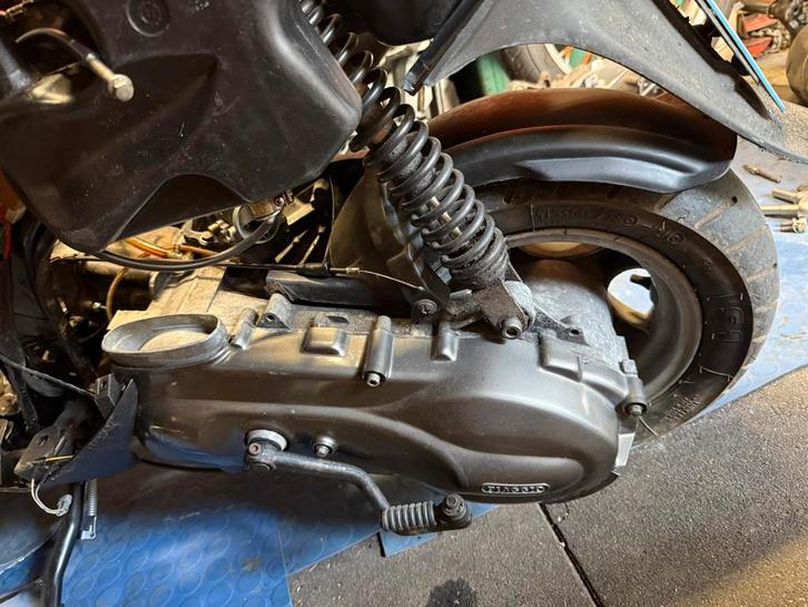 Piaggio hexagon 125cc blok motorblok zip onderdelen 180cc, Fietsen en Brommers, Scooters | Piaggio, Zo goed als nieuw, Zip, Benzine