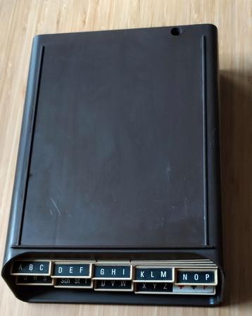 Vintage telefoonklapper bruin beschikbaar voor biedingen