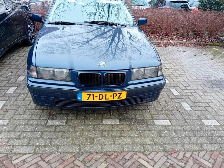 BMW 316 e36 1.9., Auto's, BMW, Particulier, 3-Serie, Airconditioning, Metallic lak, Radio, Benzine, Coupé, Handgeschakeld, Origineel Nederlands