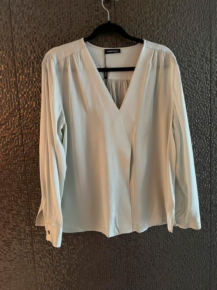 Repeat zijden blouse - Maat 42, Kleding | Dames, Blouses en Tunieken, Zo goed als nieuw, Maat 42/44 (L), Groen, Ophalen of Verzenden