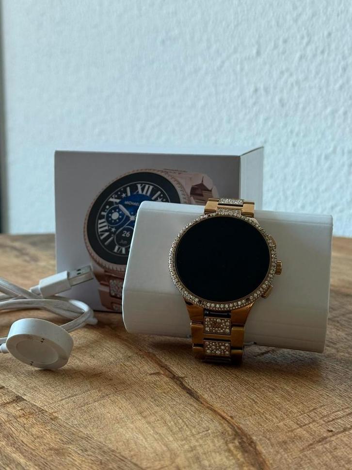 Michael Kors Camille Gen 6 Roségoud 44mm Smartwatch, Sieraden, Tassen en Uiterlijk, Smartwatches, Zo goed als nieuw, Android, Roze