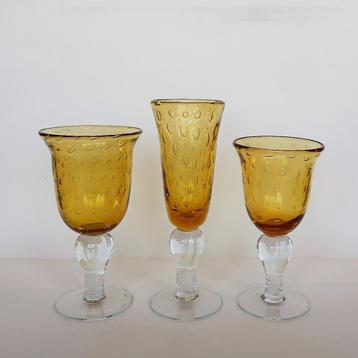 Kelkglas (3) Artglass beschikbaar voor biedingen