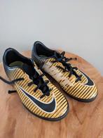 Nike schoenen maat 30, Maat XS of kleiner, Schoenen, Ophalen of Verzenden, Zo goed als nieuw