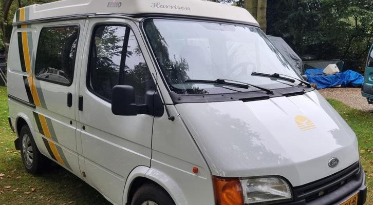 Overgespoten Ford Nugget bus camper met hefdak 2.5 diesel, Caravans en Kamperen, Campers, Particulier, tot en met 4, Buscamper of Camperbus