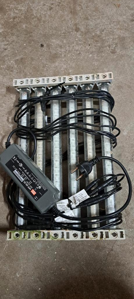 Sera 6x wierenlamp voor refugium zeeaquarium, Dieren en Toebehoren, Vissen | Aquaria en Toebehoren, Verlichting of Verwarming