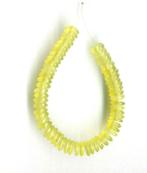 edelstenen 10 cm 6 mm Canadese Jade voor in sieraden, Ophalen of Verzenden, Zo goed als nieuw