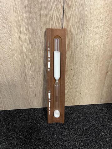 Eliga sauna zandloper | 15 minuten beschikbaar voor biedingen