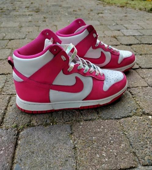 Nike Dunk High Pink Prime maat 40, in goede staat, Kleding | Dames, Schoenen, Gedragen, Sneakers of Gympen, Roze, Ophalen