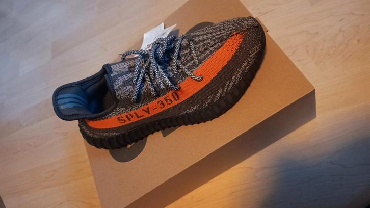 adidas Yeezy Boost 350 V2 “Beluga Reflective” – maat 44, Kleding | Heren, Schoenen, Nieuw, Overige kleuren, Ophalen of Verzenden
