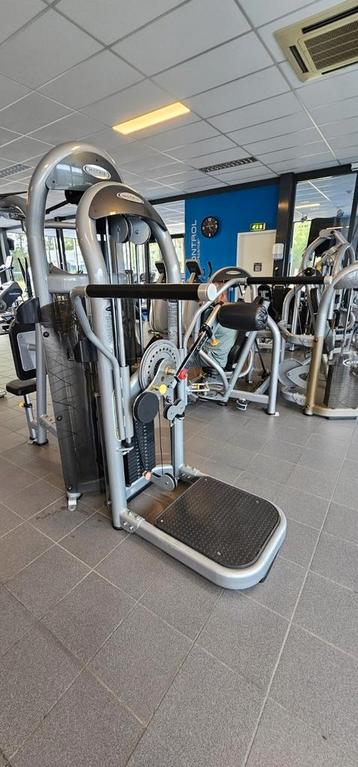 Te koop aangeboden: Matrix Aura series G3 Rotary hip 
 beschikbaar voor biedingen