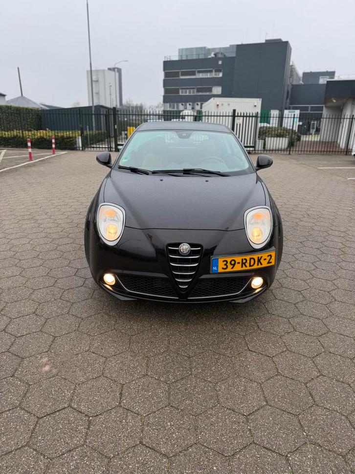 Alfa Romeo MiTo 1.3 D 2011 Zwart/Navi/Cruise/Airco/Apk !, Auto's, Alfa Romeo, Bedrijf, MiTo, ABS, Adaptieve lichten, Adaptive Cruise Control