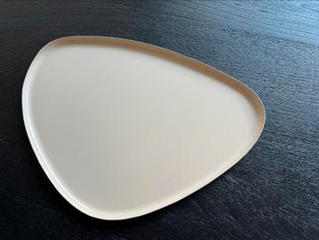 Metalen tray organisch sand marble beschikbaar voor biedingen