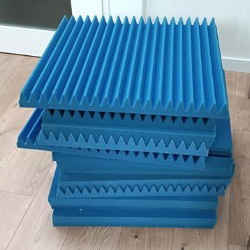 EQ Acoustics Classic Wedge 60 Tile blue beschikbaar voor biedingen