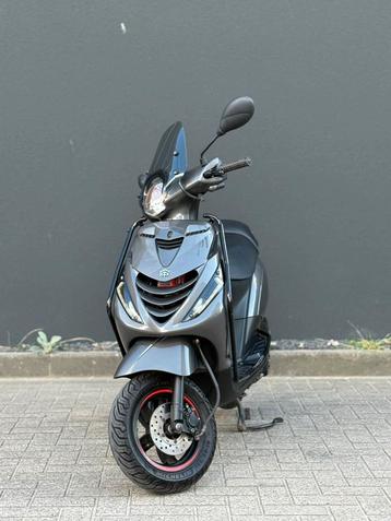 Piaggio Zip 4t iGet 2019 BROM Agaat Grijs POWER1 FULL beschikbaar voor biedingen