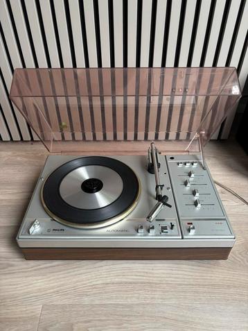 Philips 22GF660 platenspeler (1973) beschikbaar voor biedingen